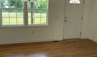 212 Cornfield Ln, Appomattox, VA 24522