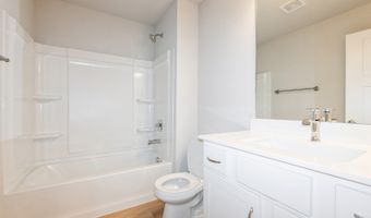 2304 Chan Dr, Adel, IA 50003