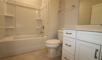 2724 Hunter Woods Dr, Apex, NC 27502