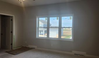 404 Chad Trl, Arlington, WI 53911