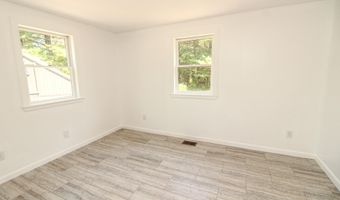 10 Perry Ln, Amherst, ME 04605
