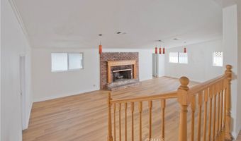 18063 Burbank Blvd, Encino, CA 91316