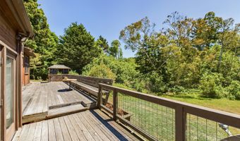 3122 St Louis Rd, Arcata, CA 95521