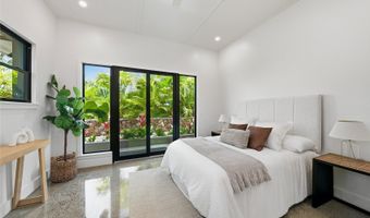 926 Aalapapa Dr, Kailua, HI 96734