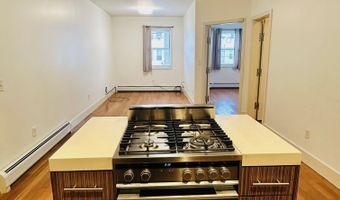 81 W 27TH St 1, Bayonne, NJ 07002