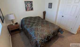 6315 E Chartwell Gdns, Ammon, ID 83406