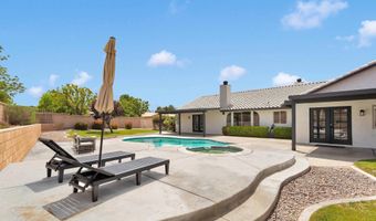 15305 Lookout Rd, Apple Valley, CA 92307