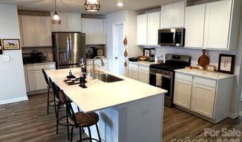 50 Parkwood Ct, Camden, SC 29020