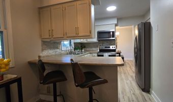 2209 4th St SW, Altoona, IA 50009