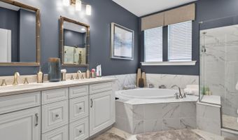 33 Samuel Dr, Barnegat, NJ 08005