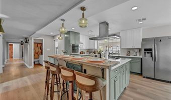1400 Maria Elena Dr, Las Vegas, NV 89104