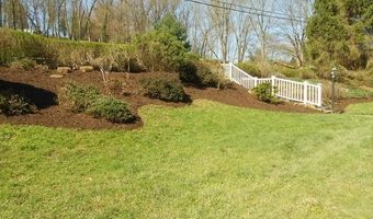 3828 Arizona Dr, Allison Park, PA 15101