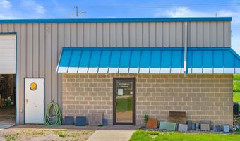 411 LORRY St, Amherst, WI 54406