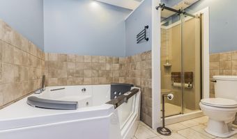 724 N Water St, Albany, IN 47320