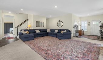 20 Thoreau Dr, Ashville, OH 43103