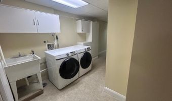 3653 38TH St N, Arlington, VA 22207