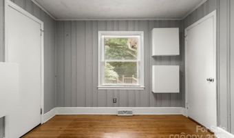 4132 Greenhaven Ln, Charlotte, NC 28205