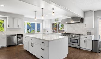 9439 W Stonehill Ct, Boise, ID 83709