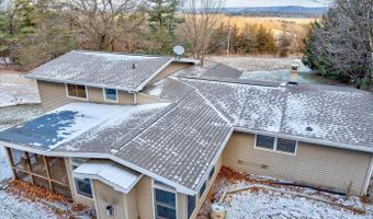 7422 Loy Rd, Arena, WI 53503