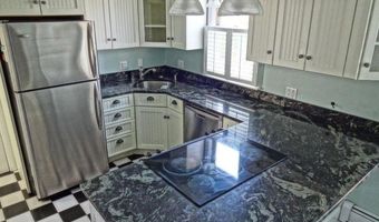 67 Hall Ave, Newport, RI 02840