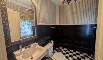 602 Avenue 2 NE, Atkins, AR 72823