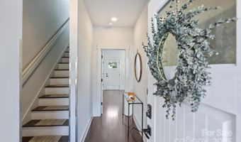 919 Cityscape Dr, Charlotte, NC 28205