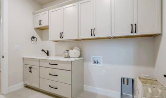 1385 Art Dr, Berthoud, CO 80513