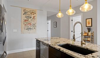 17 Chapel St Apt 402, Albany, NY 12210