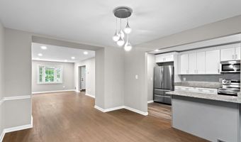 4727 EXETER St, Annandale, VA 22003