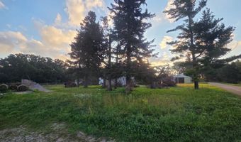63798 220th St, Austin, MN 55912
