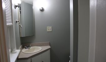 24 James St, Bristol, CT 06010