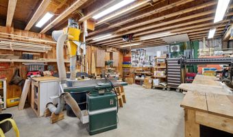 118 Gills Rd, Barnard, VT 05031
