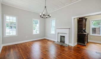 100 Church St, Abbeville, SC 29620