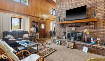 19077 Lawrence 2170, Aurora, MO 65605