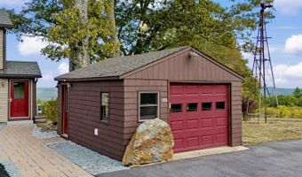152 Evans Rd, Barnstead, NH 03218