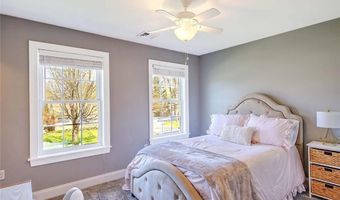 7 Court Ave, Barrington, RI 02806