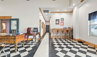 726 Veterans Memorial Dr, Abbeville, LA 70510
