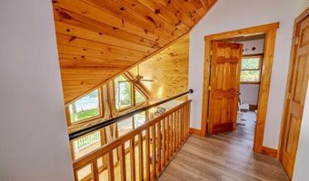 19 Glenview Ln, Belfast, ME 04915