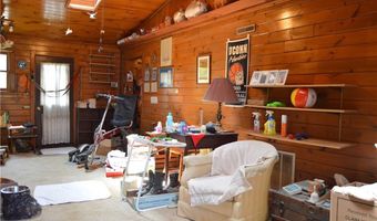 11 Buckeye Brook Rd, Charlestown, RI 02813