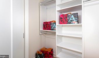 4710 ELM St 1B-E-0612, Bethesda, MD 20814