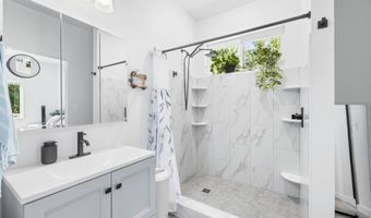 4919 G Loop Rd, Bow, WA 98232
