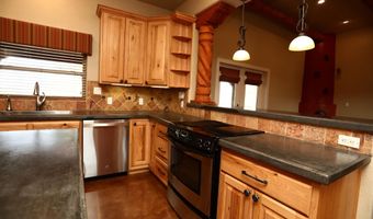 8 Calabaza Draw Ln, Carlsbad, NM 88220