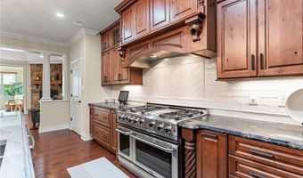 3111 Edelweiss Ct Ste 201, Adams Twp., PA 16046