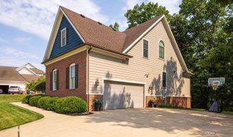 4 Maple Grove Way, Athens, OH 45701