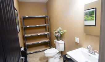 5753 N Golf Course Rd, Bicknell, IN 47512