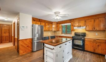 66 Hayes Rd, Alton, NH 03809