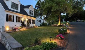 15 Berkshire Dr, Brookfield, CT 06804