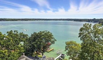 6955 WN Lake Gage Dr, Angola, IN 46703