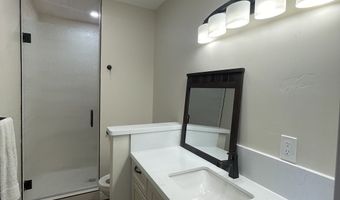 360 2ND St, Bandon, OR 97411