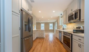 55 Richardson St, Billerica, MA 01821